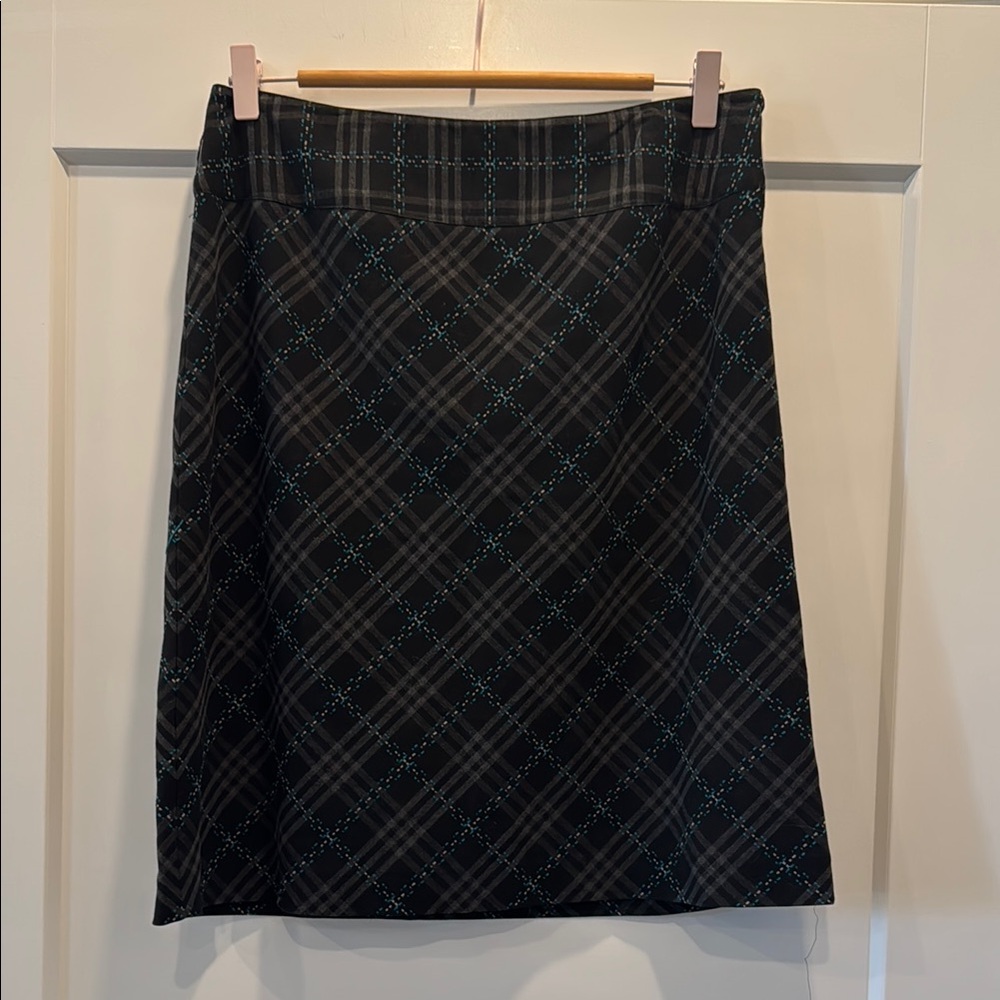 Nine West black and grey skirt